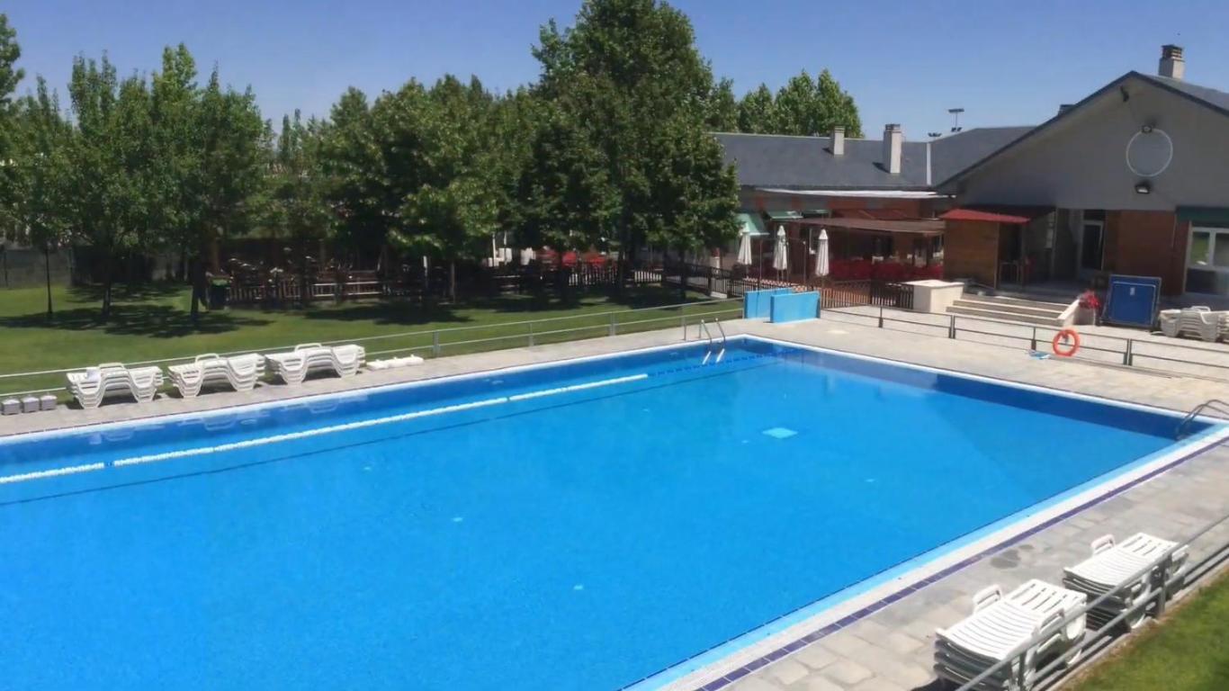 Hotel Lasa Sport Valladolid Exterior photo